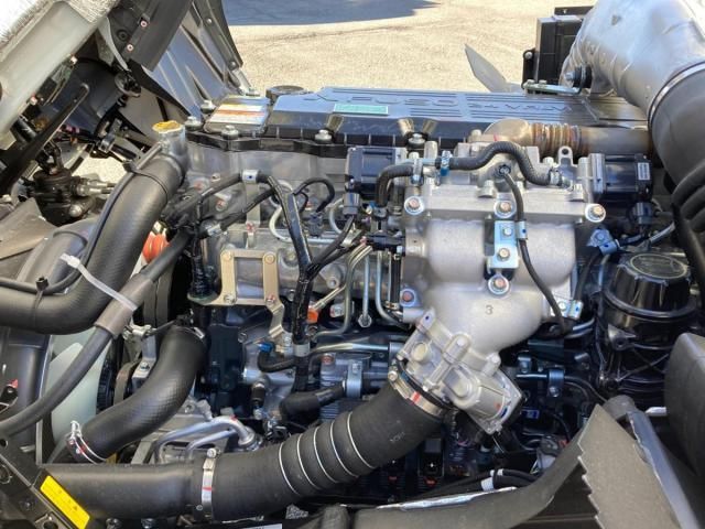 MITSUBISHI FUSOU FIGHTER 2025 Image 31