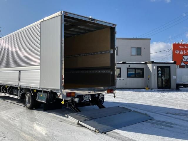 MITSUBISHI FUSOU FIGHTER 2024 Image 31