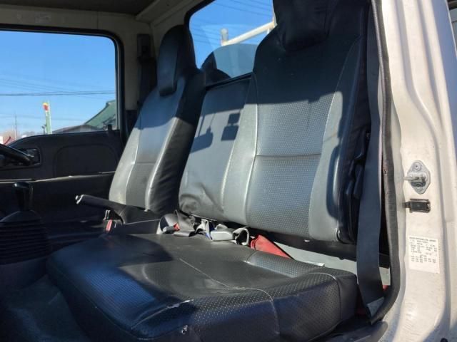 ISUZU ELF 2014 Image 31