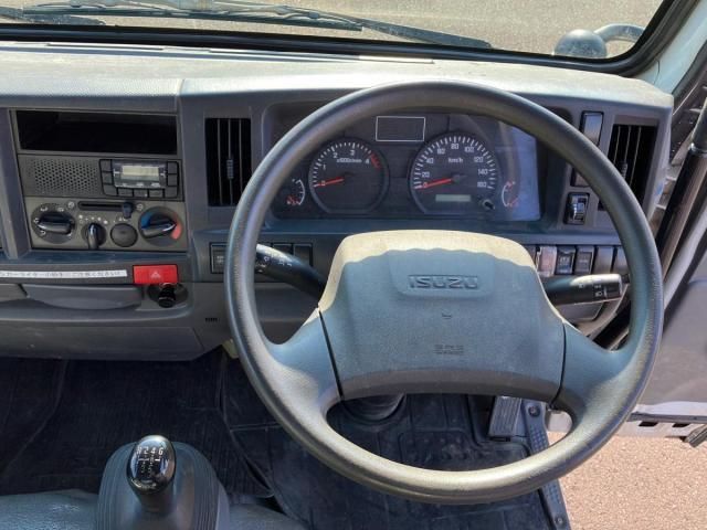 ISUZU ELF 2018 Image 31
