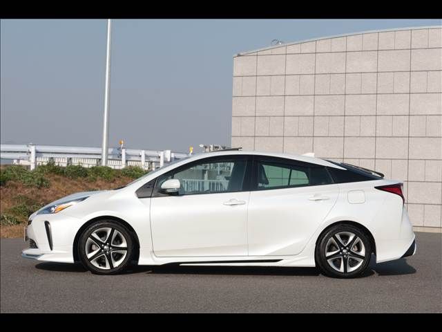 TOYOTA PRIUS 2021 Image 31
