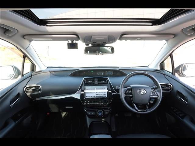 TOYOTA PRIUS 2021 Image 31