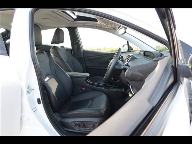 TOYOTA PRIUS 2021 Image 31