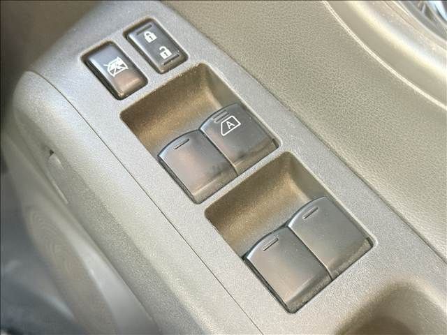 NISSAN CUBE 2012 Image 31