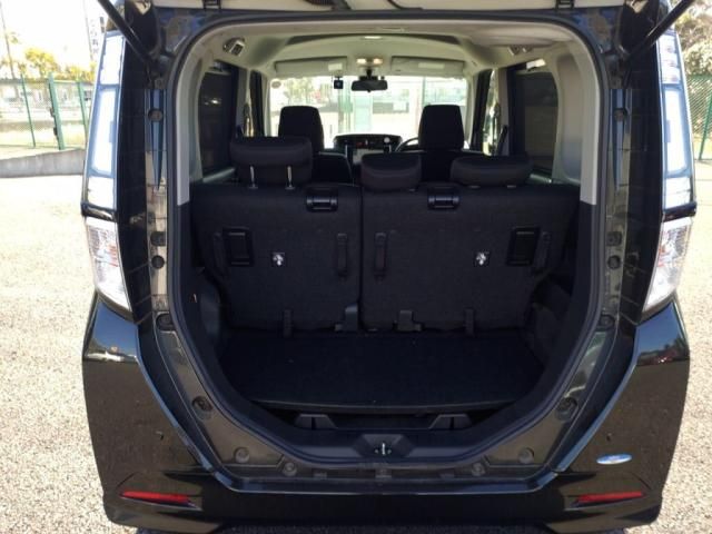 TOYOTA TANK 2018 Image 31