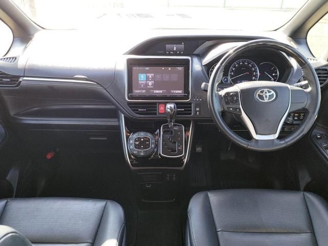 TOYOTA ESQUIRE 2016 Image 31