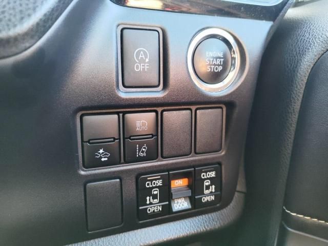 TOYOTA ESQUIRE 2016 Image 31