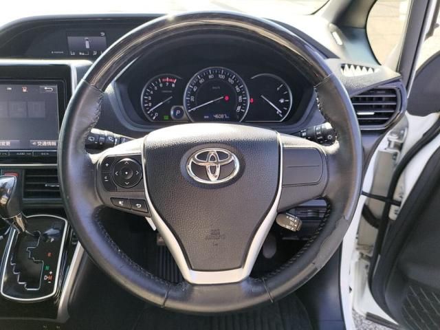 TOYOTA ESQUIRE 2016 Image 31