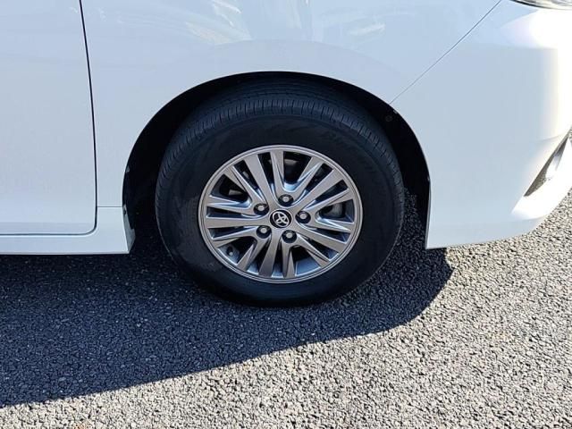 TOYOTA ESQUIRE 2016 Image 31