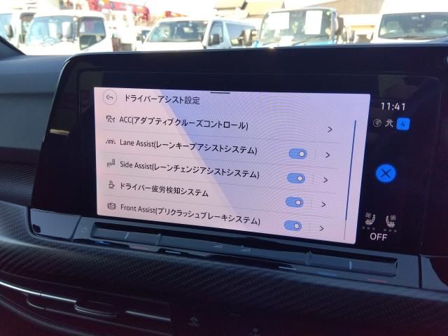 VOLKSWAGEN GOLF R 2023 Image 31