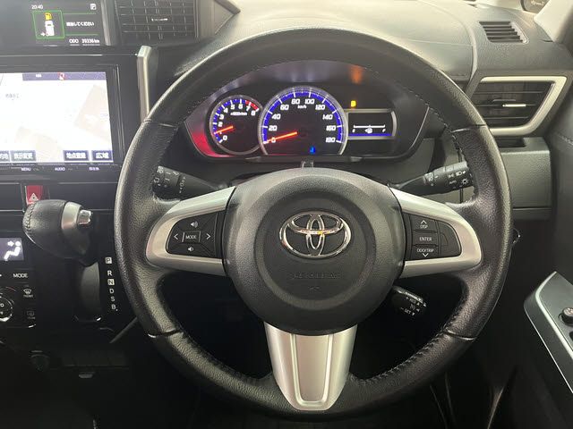 TOYOTA TANK 2016 Image 31