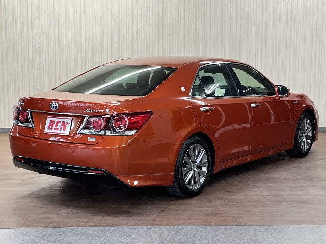 TOYOTA CROWN SEDAN HYBRID 2016 Image 31