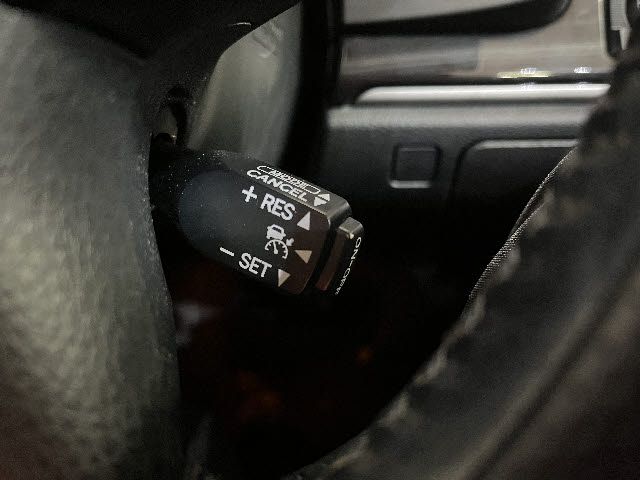 TOYOTA CROWN SEDAN HYBRID 2016 Image 31