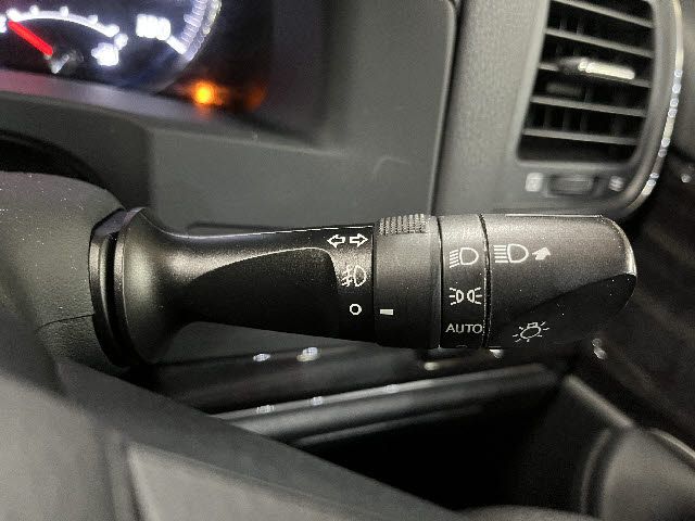 TOYOTA CROWN SEDAN HYBRID 2016 Image 31