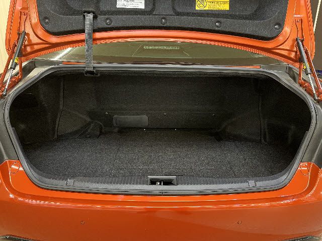 TOYOTA CROWN SEDAN HYBRID 2016 Image 31