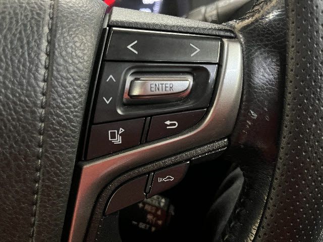 TOYOTA CROWN SEDAN HYBRID 2016 Image 31