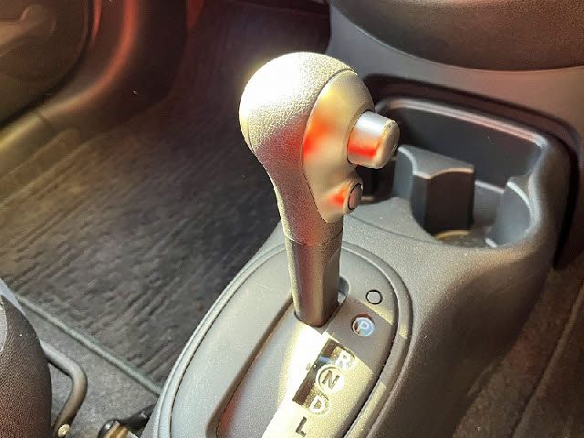 NISSAN MARCH 2015 Image 31