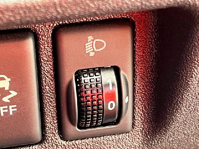 NISSAN MARCH 2015 Image 31