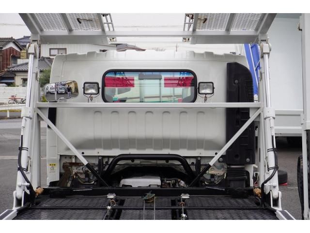 ISUZU ELF 2013 Image 31