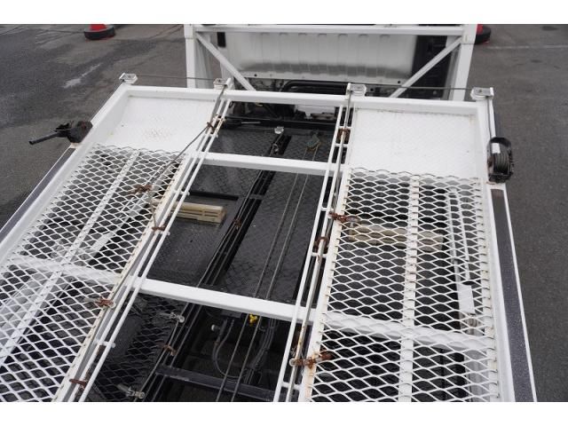 ISUZU ELF 2013 Image 31