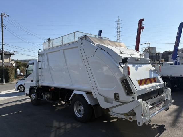 MITSUBISHI CANTER 2015 Image 31