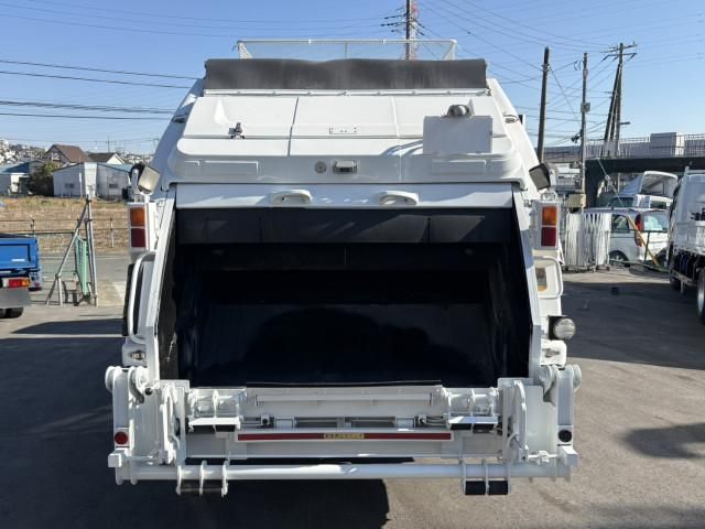 MITSUBISHI CANTER 2015 Image 31