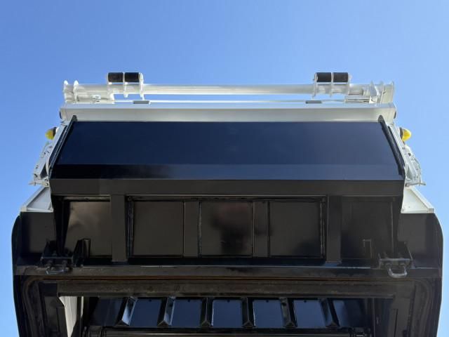 MITSUBISHI CANTER 2015 Image 31