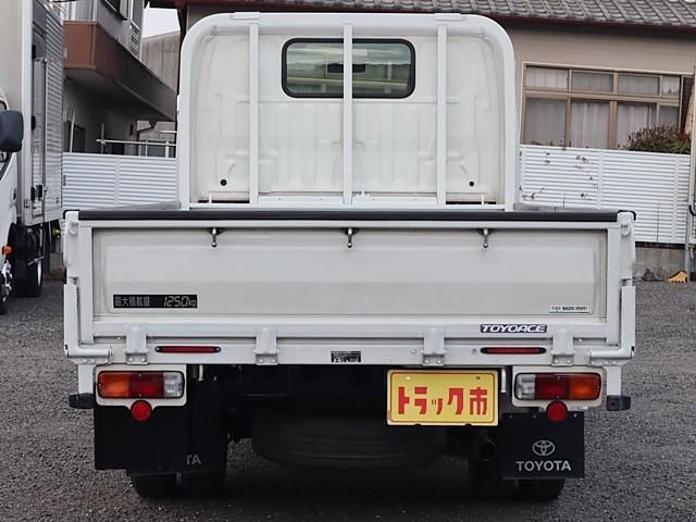 TOYOTA TOYOACE 2016 Image 31