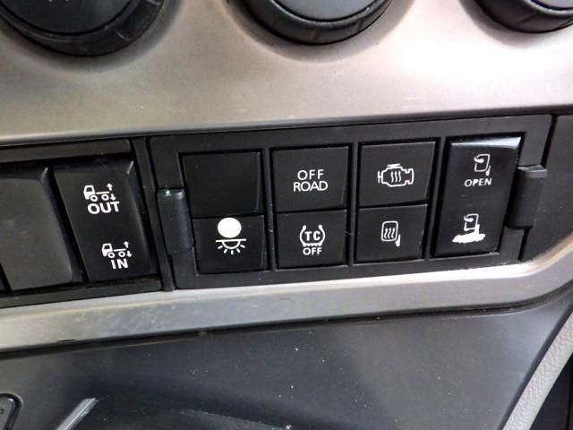 NISSAN DIESEL QUON 2019 Image 31