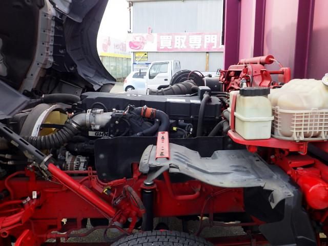 NISSAN DIESEL QUON 2019 Image 31