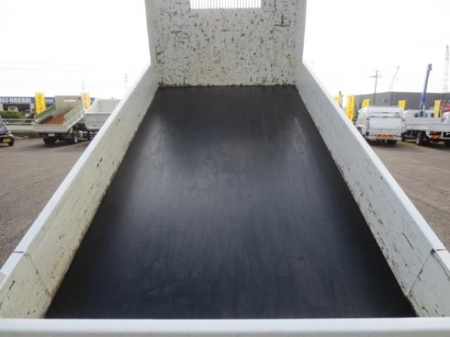 ISUZU ELF 2023 Image 31