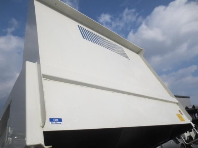 ISUZU ELF 2023 Image 31