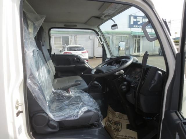 ISUZU ELF 2023 Image 31