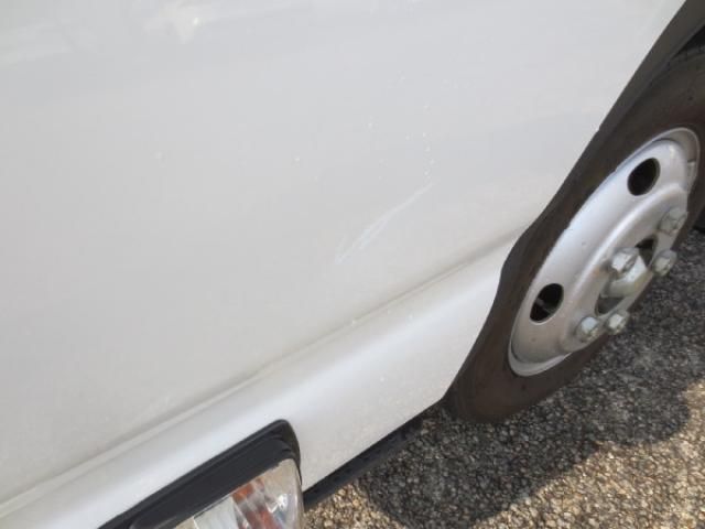 ISUZU ELF 2023 Image 31