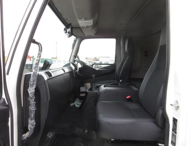 MITSUBISHI FUSOU FIGHTER 2025 Image 31