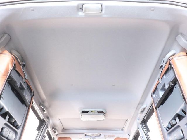 TOYOTA LANDCRUISER PRADO 2000 Image 31