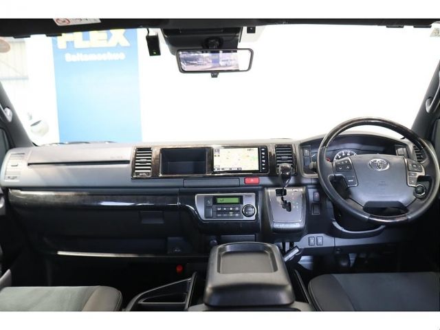 TOYOTA HIACE VAN 2WD 2021 Image 31