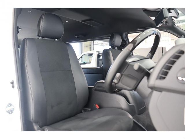 TOYOTA HIACE VAN 2WD 2021 Image 31