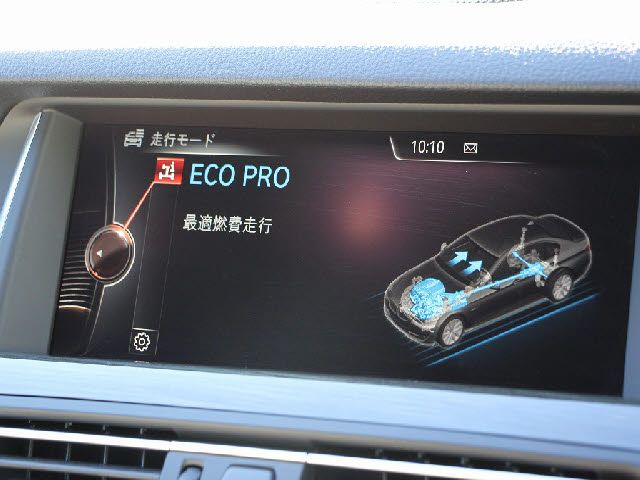 BMW 5SERIES SEDAN 2016 Image 31