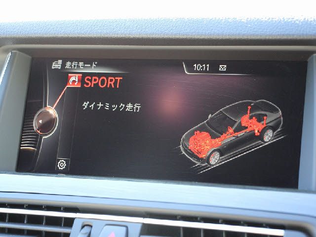 BMW 5SERIES SEDAN 2016 Image 31