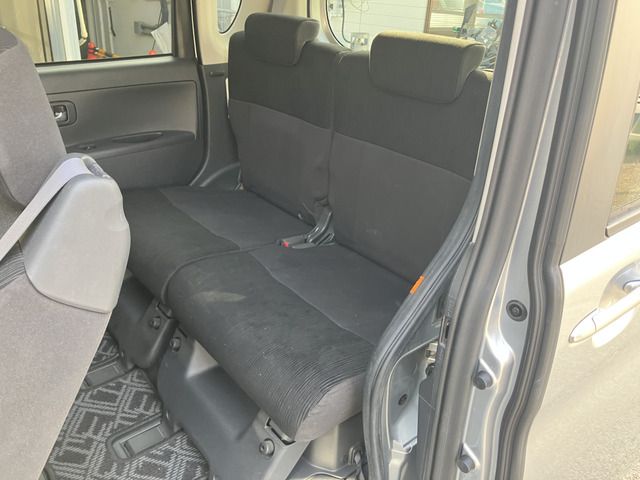 DAIHATSU TANTO CUSTOM 2010 Image 31