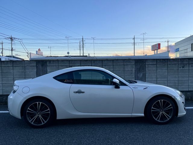 TOYOTA 86 2012 Image 31