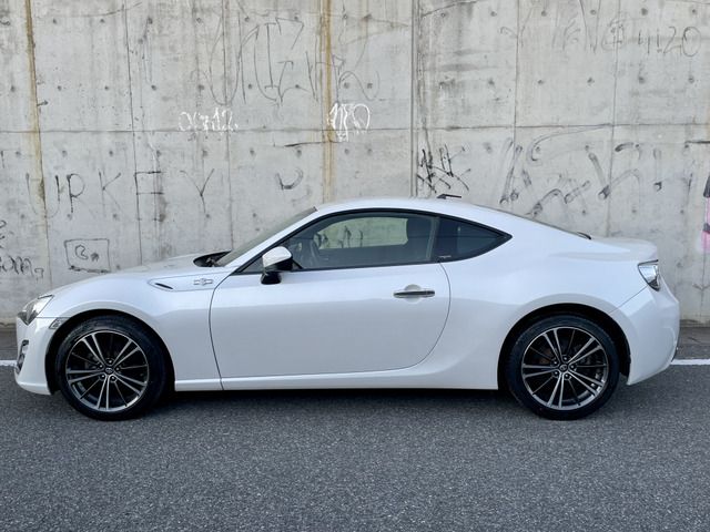 TOYOTA 86 2012 Image 31