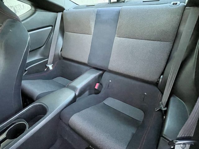 TOYOTA 86 2012 Image 31