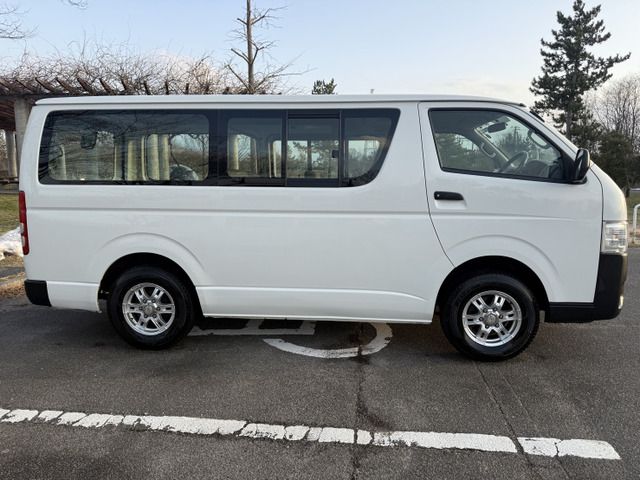 TOYOTA HIACE VAN 4WD 2011 Image 31