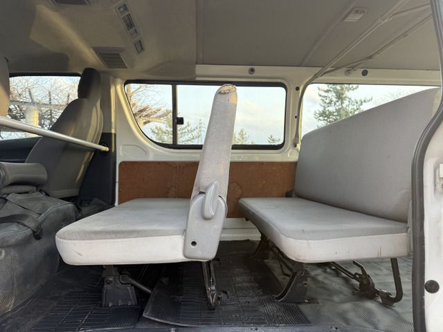 TOYOTA HIACE VAN 4WD 2011 Image 31