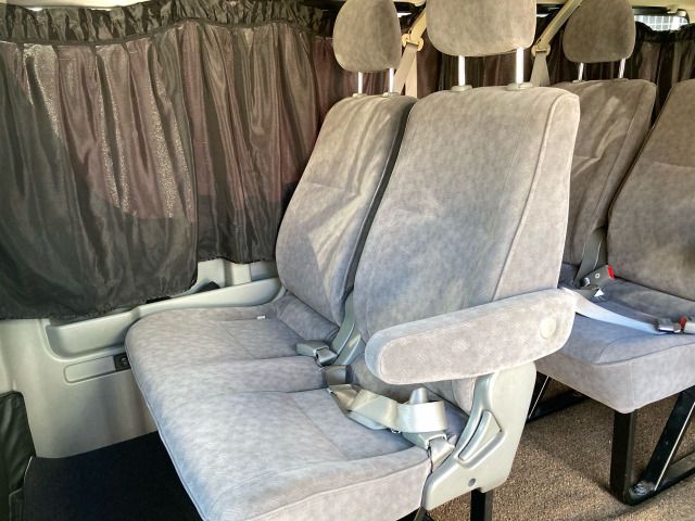 TOYOTA HIACE WAGON 2009 Image 31