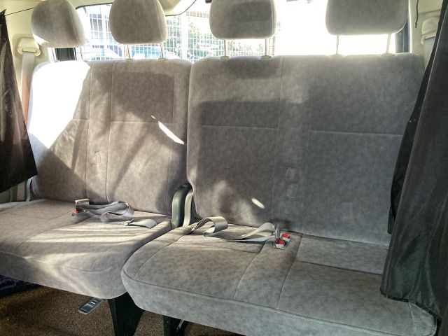 TOYOTA HIACE WAGON 2009 Image 31