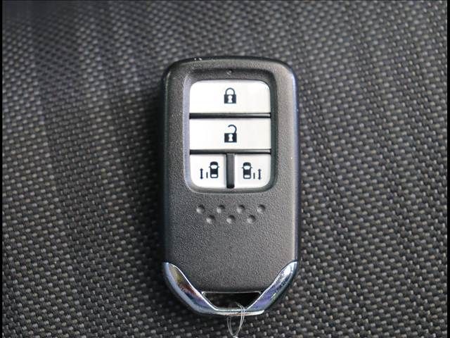 HONDA FREED HYBRID 2017 Image 31