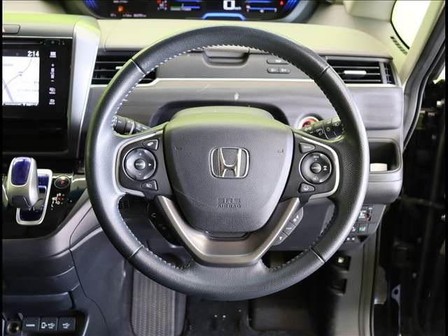 HONDA FREED HYBRID 2017 Image 31